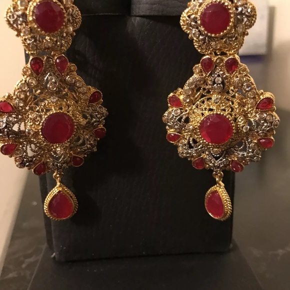 New without tag Indian Earrings - Picture 5 of 8